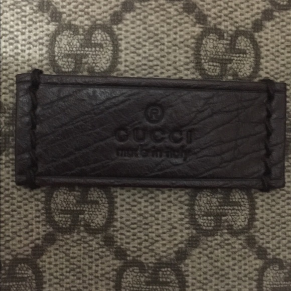 AUTHENTIC GUCCI PVC LEATHER HANDBAG - Picture 2 of 8